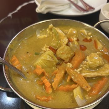 Aaharn 56 Thai Cuisine - Yellow chicken curry - Thai Near Me - San Diego, California