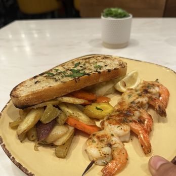 Urban Plates - Garlic Shrimp W. Parmesan Butter, Rainbow Carrots & Golden Beets - Salad Near Me - Sacramento, California Urban Plates - Garlic Shrimp W. Parmesan Butter, Rainbow Carrots & Golden Beets - Salad Near Me - Sacramento, California