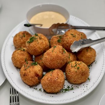 The Wright Service - Gouda Mac n Cheese balls with a Chipotle sauce - Personal Chefs Near Me The Wright Service - Gouda Mac n Cheese balls with a Chipotle sauce - Personal Chefs Near Me