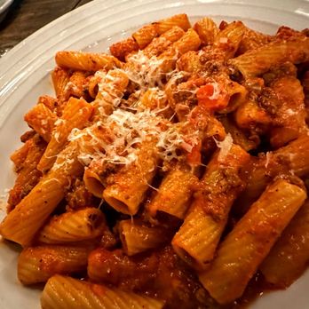 Amfora Mediterranean Restaurant - Rigatoni Bolognese - Mediterranean Near Me - Estero, Florida Amfora Mediterranean Restaurant - Rigatoni Bolognese - Mediterranean Near Me - Estero, Florida