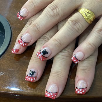 ReVive Nail Bar - Disney nails - Nail Salons Near Me - Lynnwood, Washington