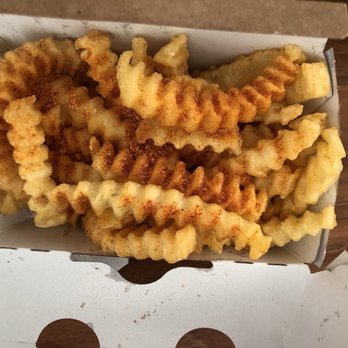 Shake Shack Cedar Hills - Could the dusting be more evenly dusted? - Burgers Near Me - Beaverton, Oregon