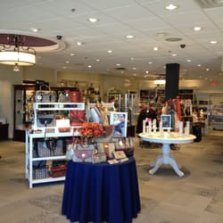 La Vie Boutique - Remodel looks great!