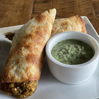Clean Slate Wine Bar - Flauta - Wine Bars Near Me - Solvang, California