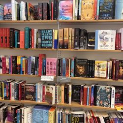 Barnes & Noble - Books in Spanish!