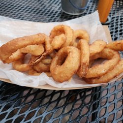 Gustos Bar & Grill - Onion rings pretty good