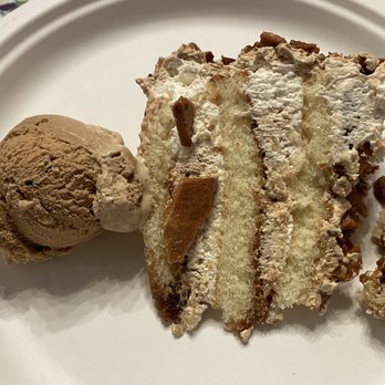 The Cakery - Slide of Coffee Crunch Cake - Custom Cakes Near Me - Burlingame, California The Cakery - Slide of Coffee Crunch Cake - Custom Cakes Near Me - Burlingame, California