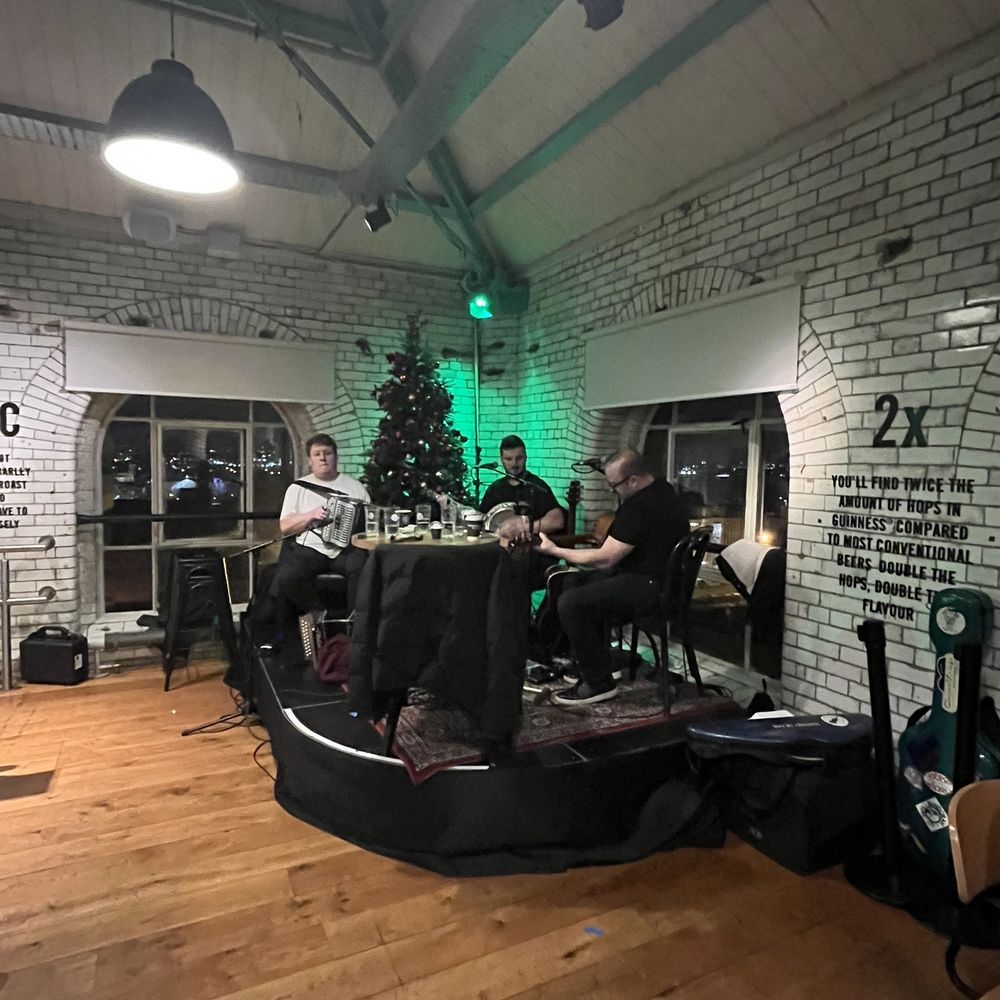 Arthur's Bar - The live music we had this night - Beer, Wine & Spirits Near Me - Dublin, D