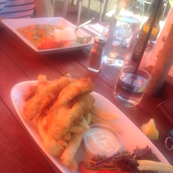 Huka Prawn Park Restaurant - Fish of the day and prawn curry - Seafood Near Me - Wairakei, WKO Huka Prawn Park Restaurant - Fish of the day and prawn curry - Seafood Near Me - Wairakei, WKO