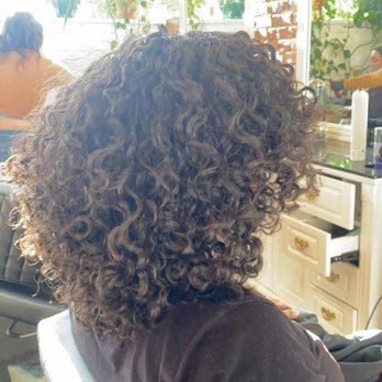 Lavish Beeutie - Hair Stylists Near Me - Haverhill, Massachusetts Lavish Beeutie - Hair Stylists Near Me - Haverhill, Massachusetts