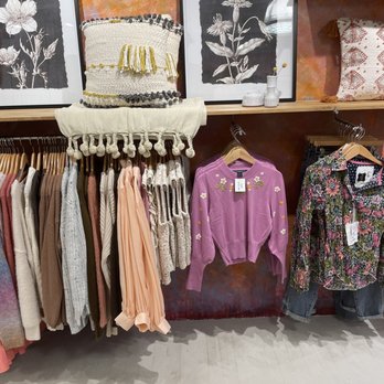 Flea Brooklyn - More assortments of spring arrivals - Jewelry Near Me - Brooklyn, New York Flea Brooklyn - More assortments of spring arrivals - Jewelry Near Me - Brooklyn, New York