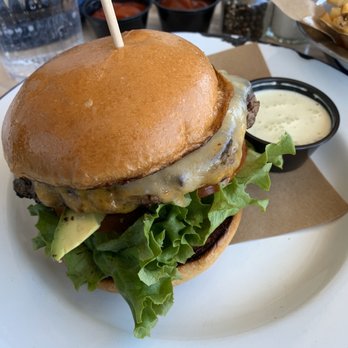 Little Stack Haystack Burgers - El Tres Burger - Burgers Near Me - Richardson, Texas
