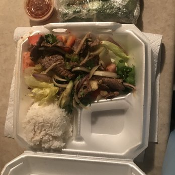 Jasmine Thai Kitchen - beef salad, fresh spring rolls, rolls were good, beef tasted old and leftover - Thai Near Me - Hampton, Virginia