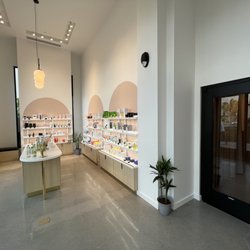 Heyday - Front entrance showing merchandise floor and black door to treatment rooms