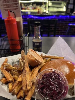Cobra Burger by null