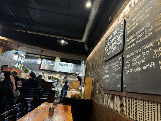 Ganko Ittetsu Ramen by null