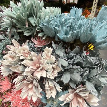 Val's Home Decor - Flower power - Home Decor Near Me - Tampa, Florida Val's Home Decor - Flower power - Home Decor Near Me - Tampa, Florida