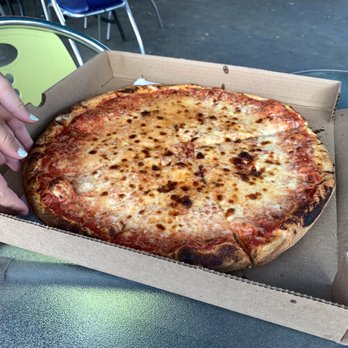 College Pizza - Delicious cheese pizza! - Pizza Near Me - New London, Connecticut