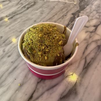 Lily’s Chocolate & Coffee - Dubai Gelato - Desserts Near Me - Vienna, Virginia Lily’s Chocolate & Coffee - Dubai Gelato - Desserts Near Me - Vienna, Virginia