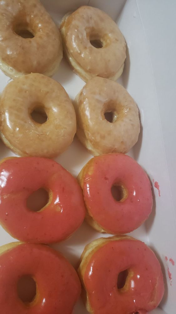 Best Donuts Logo