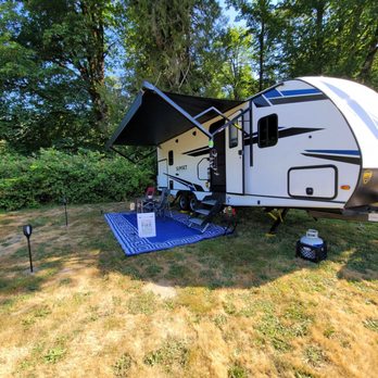 Maple Grove Resort - Resorts Near Me - Randle, Washington