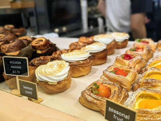 Angus T Bakery & Café - Yaletown by null