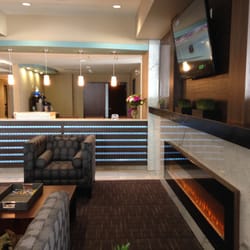 Holiday Inn Express Golden-Kicking Horse