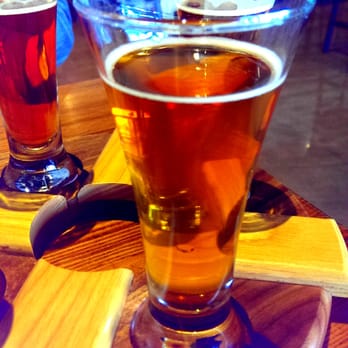 Crystal Lake Brewing - Big beers in their flights~ - Breweries Near Me - Crystal Lake, Illinois Crystal Lake Brewing - Big beers in their flights~ - Breweries Near Me - Crystal Lake, Illinois