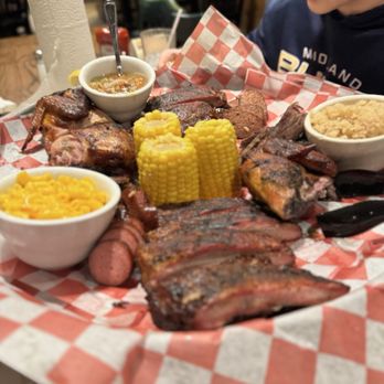 Shady Oak Barbeque & Grill - Trash Can Sampler - Barbeque Near Me - Fort Worth, Texas Shady Oak Barbeque & Grill - Trash Can Sampler - Barbeque Near Me - Fort Worth, Texas