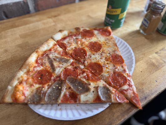 ビッシュ　PIZZA THE BEST Best Pizza in Chicago: Places With the Best Slices & Pies