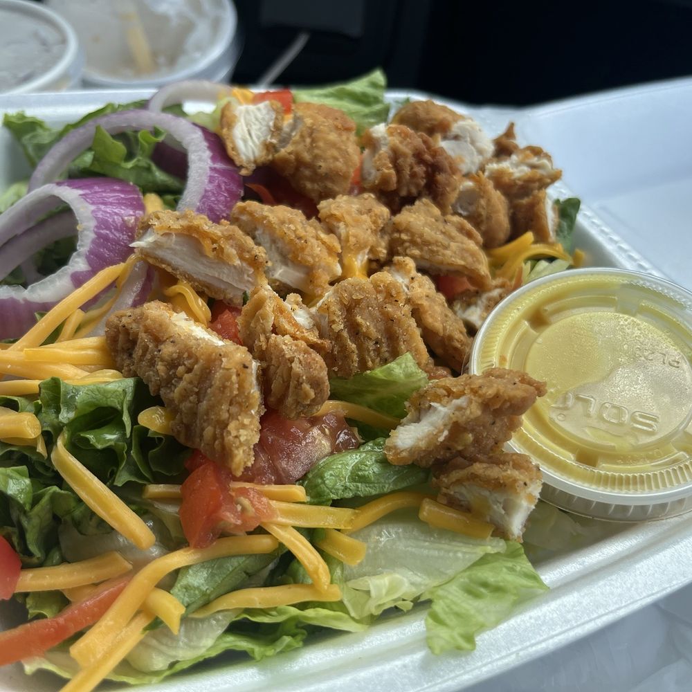 Grumpy Dave’s - Crispy chicken salad - Burgers Near Me - Ballinger, Texas