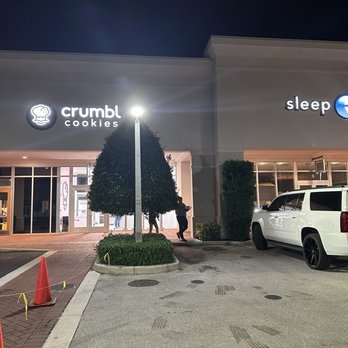 Crumbl - Northlake - Bakeries Near Me - Palm Beach Gardens, Florida