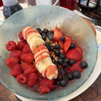 Speggtacular Clearwater Beach - Açaí Royal Bowl - New American Near Me - Clearwater, Florida Speggtacular Clearwater Beach - Açaí Royal Bowl - New American Near Me - Clearwater, Florida