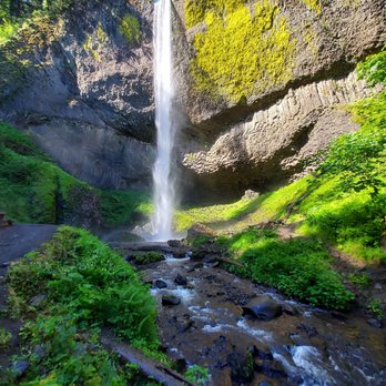 Latourell Falls - Hiking Near Me - Portland, Oregon Latourell Falls - Hiking Near Me - Portland, Oregon