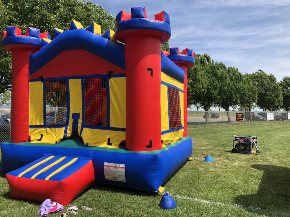 NICOS JUMPER PARTY RENTALS Updated August 2024 37 Photos & 40 Reviews Suisun City