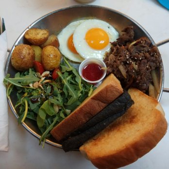 La Forêt - Bulgogi platter - Coffee & Tea Near Me - Burnaby, British Columbia La Forêt - Bulgogi platter - Coffee & Tea Near Me - Burnaby, British Columbia