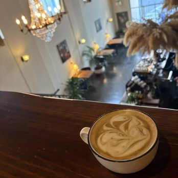 Chariot - Pistachio saffron latte - Venues & Event Spaces Near Me - Sacramento, California