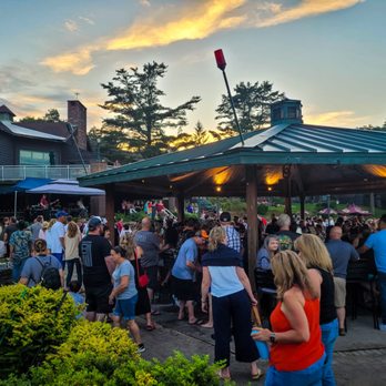 Split Rock Resort - 4th of july party 2023 - Ski Resorts Near Me - Lake Harmony, Pennsylvania Split Rock Resort - 4th of july party 2023 - Ski Resorts Near Me - Lake Harmony, Pennsylvania