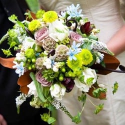 Acanthus Floral Art - Beautiful bridal bouquets