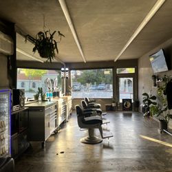 Pier 86 Barbershop