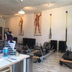Blue Sparrow Pilates - Great studio