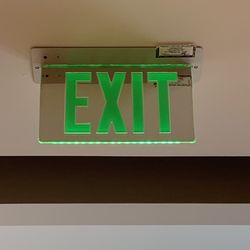H&M - H&M exit green and white lantern sign Altamonte Springs fl 1:41 pm October 19 2023