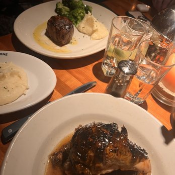 Hillstone Restaurant - Chicken, mashed potatoes, steak - New American Near Me - Phoenix, Arizona Hillstone Restaurant - Chicken, mashed potatoes, steak - New American Near Me - Phoenix, Arizona
