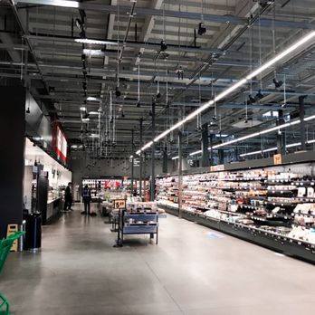 Amazon Fresh - Interior - Grocery Near Me - Murrieta, California