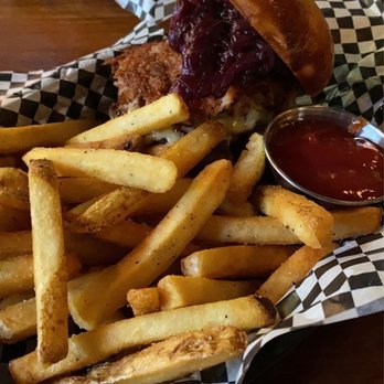 Brunson's Pub - Burgers Near Me - Saint Paul, Minnesota