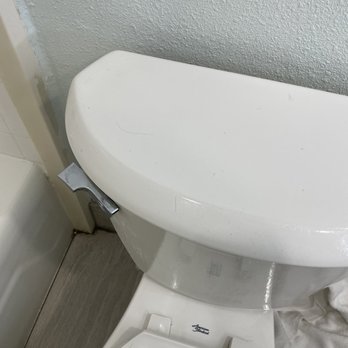 Radisson Hotel Grand Rapids Riverfront - Hair on toilet. - Hotels Near Me - Grand Rapids, Michigan Radisson Hotel Grand Rapids Riverfront - Hair on toilet. - Hotels Near Me - Grand Rapids, Michigan