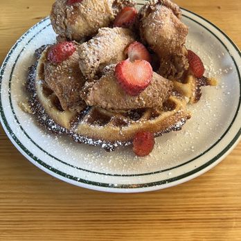 Cutten Kitchen - Chicken & Waffle - Bars Near Me - Houston, Texas