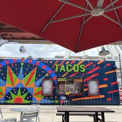 Taco Container - Outside