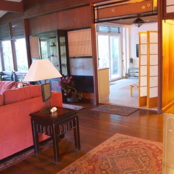 Mika Taki Magical Waterfall Estate - Living room to outside porch view, September 2014 - Bed & Breakfast Near Me - Hilo, Hawaii Mika Taki Magical Waterfall Estate - Living room to outside porch view, September 2014 - Bed & Breakfast Near Me - Hilo, Hawaii