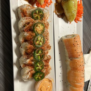 Queen Taco & Sushi - Aguachile Sushi Roll and Tuna Love - Mexican Near Me - South Gate, California Queen Taco & Sushi - Aguachile Sushi Roll and Tuna Love - Mexican Near Me - South Gate, California